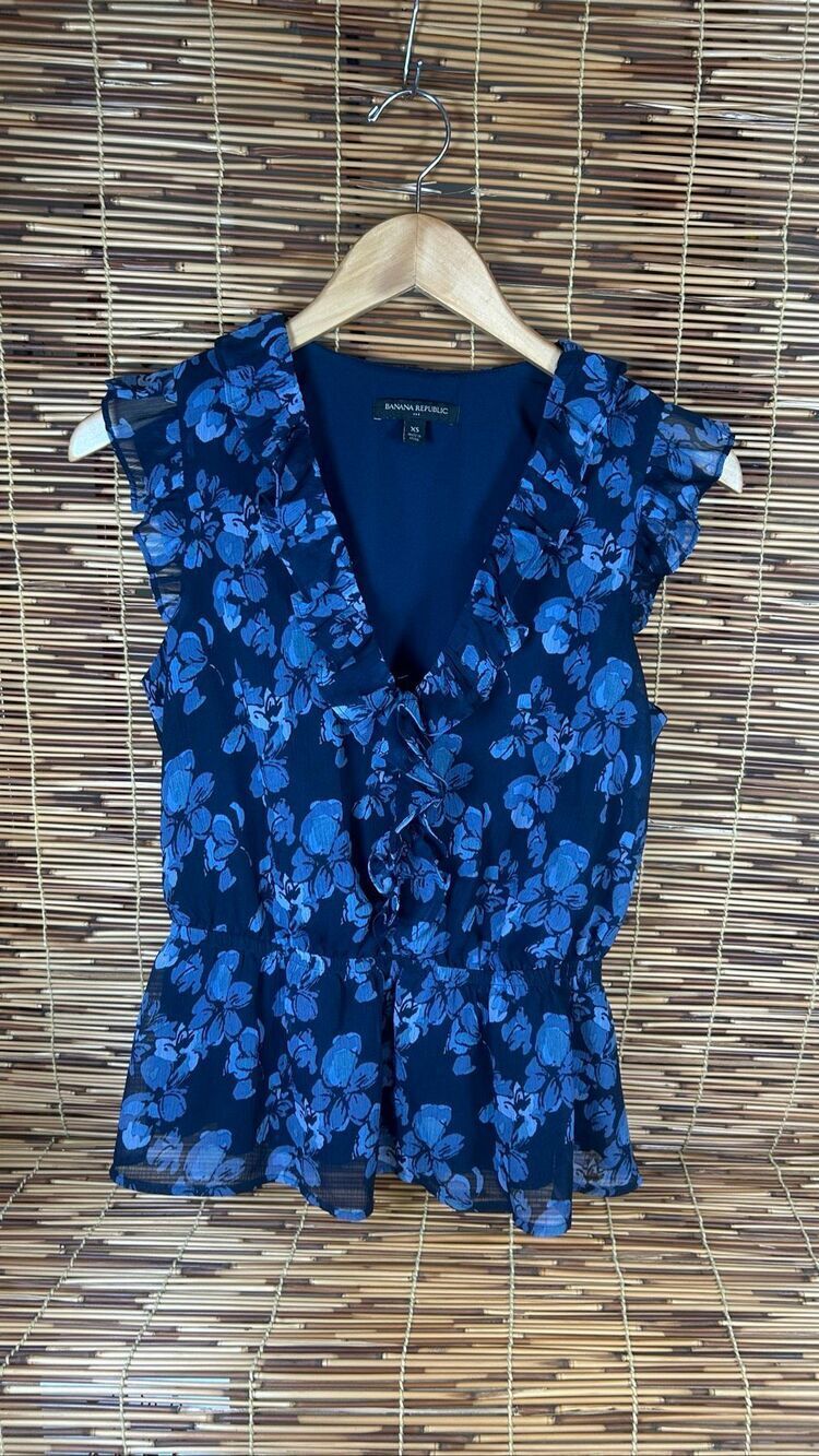 Banana Republic XS Navy Blue V Neck Ruffle Sleeveless Blouse
